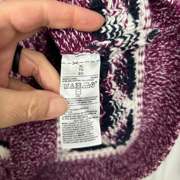 Old Navy Fair Isle Purple Long Sleeve Knitted Sweater Yellow White Green Top XL - Picture 5 of 7